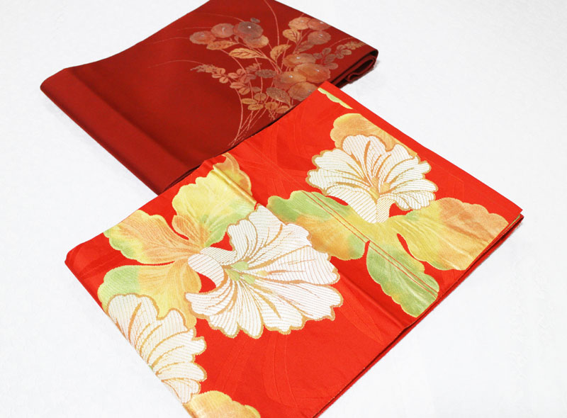 京夢桜】☆宝箱☆大阪府から桐箪笥の本場正絹織物大島紬御着物11点